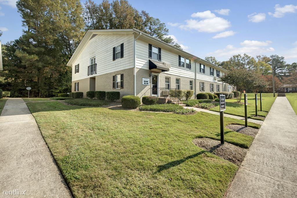 Arbor Creek Apartments - Photo 3 of 21