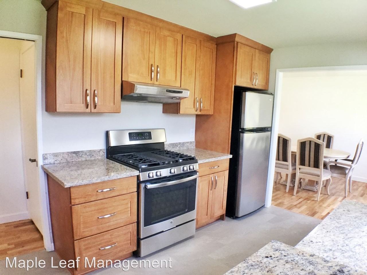 12745 Phinney Ave N - Photo 3 of 13