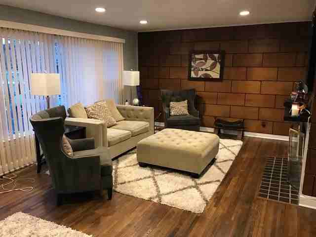 300 Locust Ln - Photo 2 of 16