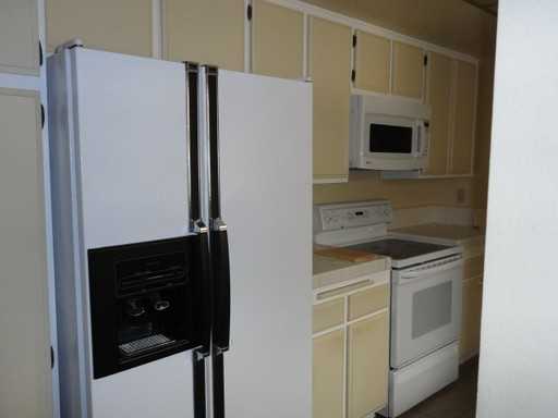 3150 Isle Way - Photo 2 of 21