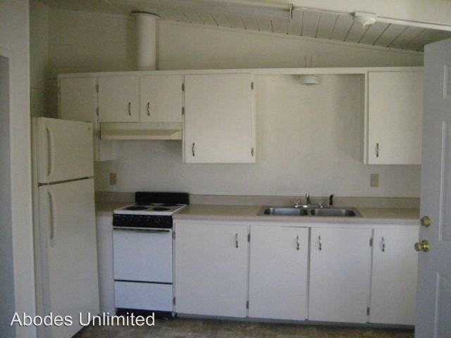 HeatherRidge Court 2720 - Photo 2 of 6