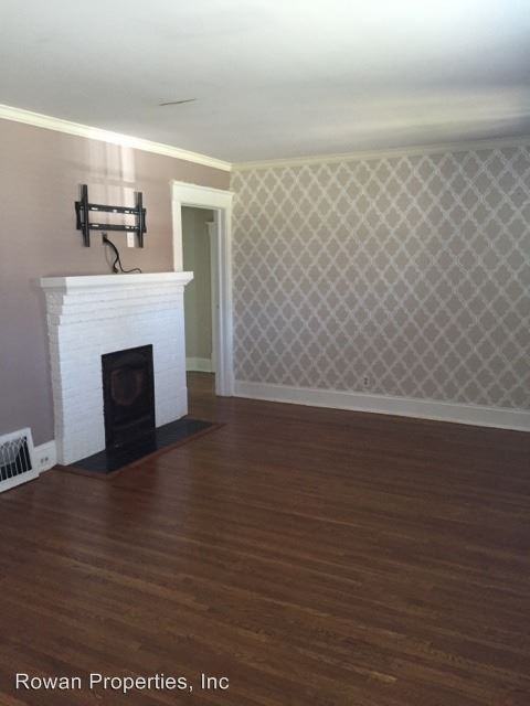 405 S Baldwin Ave - Photo 2 of 20