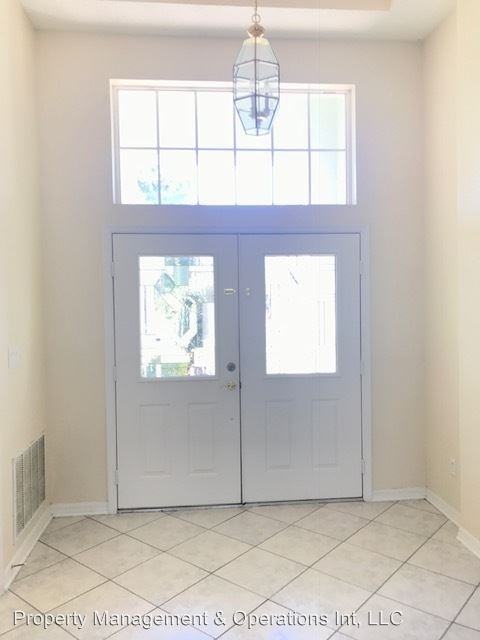 9015 Laurel Ridge Dr - Photo 3 of 22