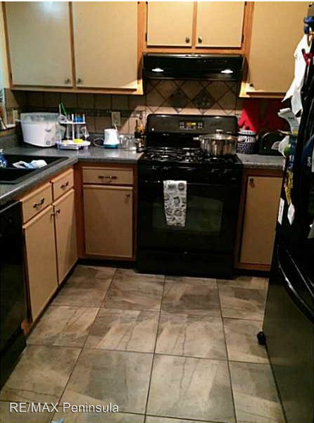 16 Hackberry Pl - Photo 2 of 7