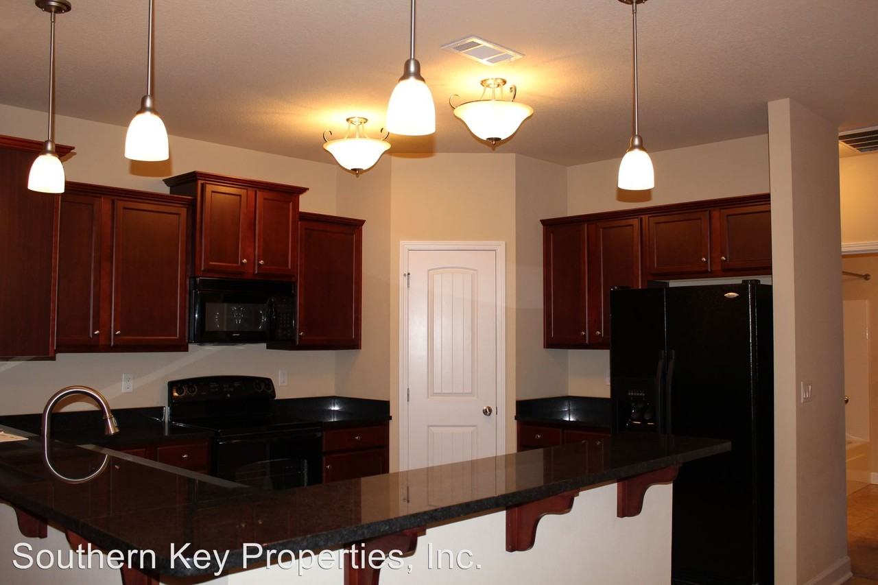 4717 Haybarn Rd - Photo 2 of 16