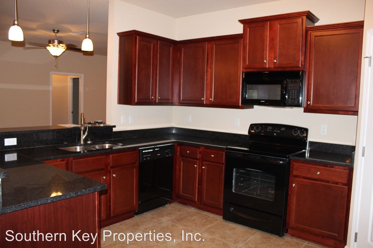 4717 Haybarn Rd - Photo 3 of 16