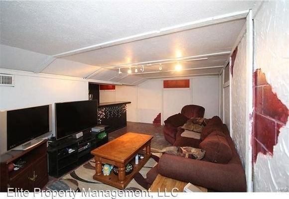 5957 Old Alton Edwardsville Rd - Photo 2 of 41