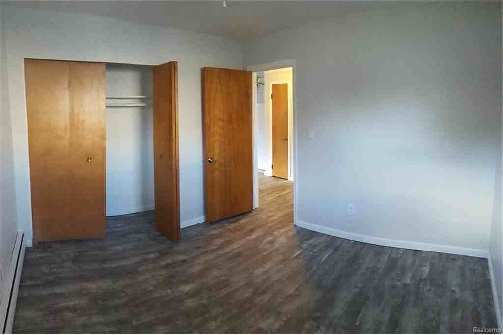314 Mary Ave - Photo 2 of 10