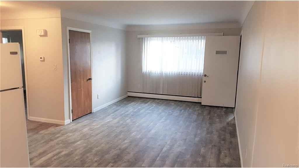 314 Mary Ave - Photo 3 of 10