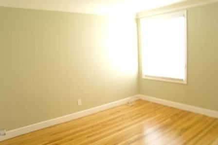 455 Sawyer St - Photo 3 of 10