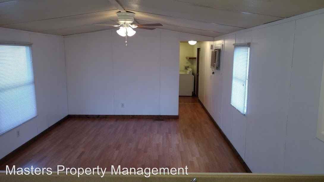 10647-10609 Ford Rd - Photo 2 of 11