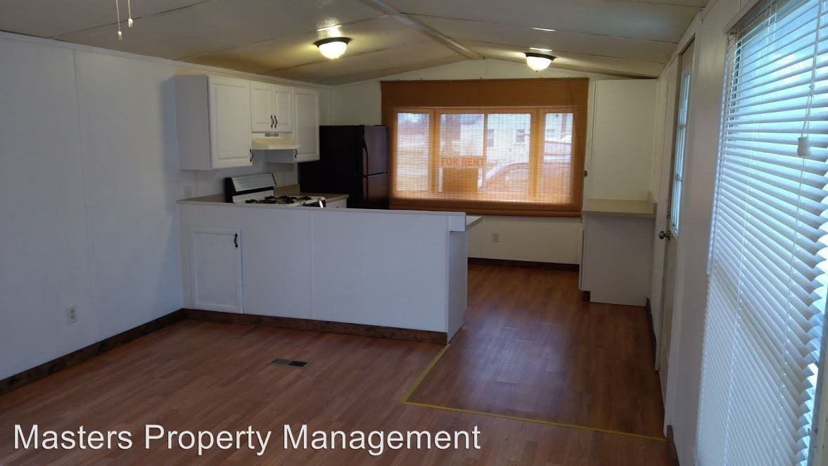 10647-10609 Ford Rd - Photo 3 of 11