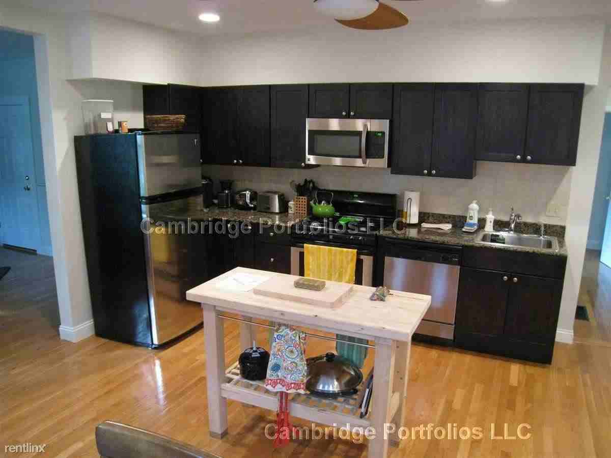 17 Center St - Photo 2 of 11