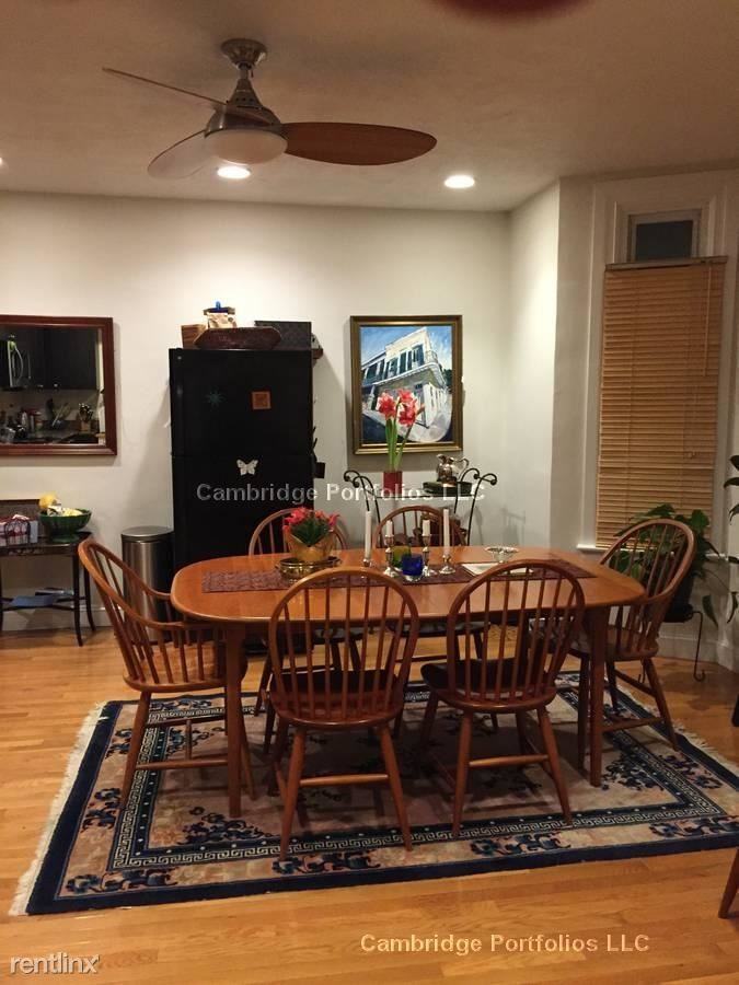 17 Center St - Photo 3 of 11