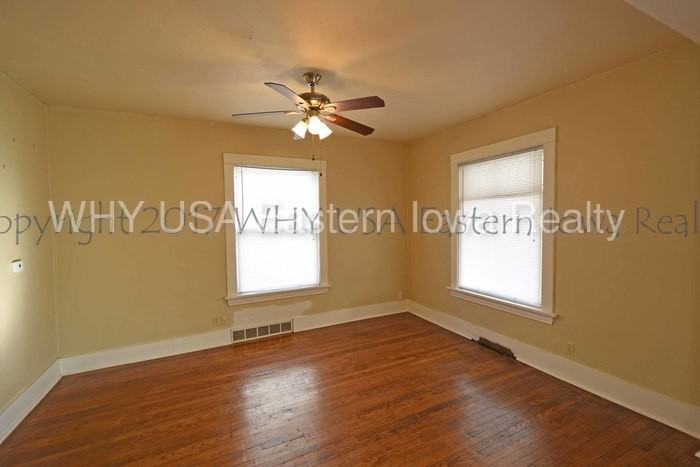 1608 6th Ave SE - Photo 3 of 14