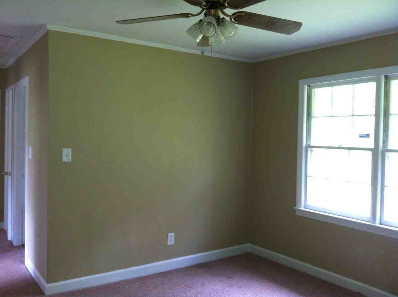 72 W Ginn St - Photo 3 of 4