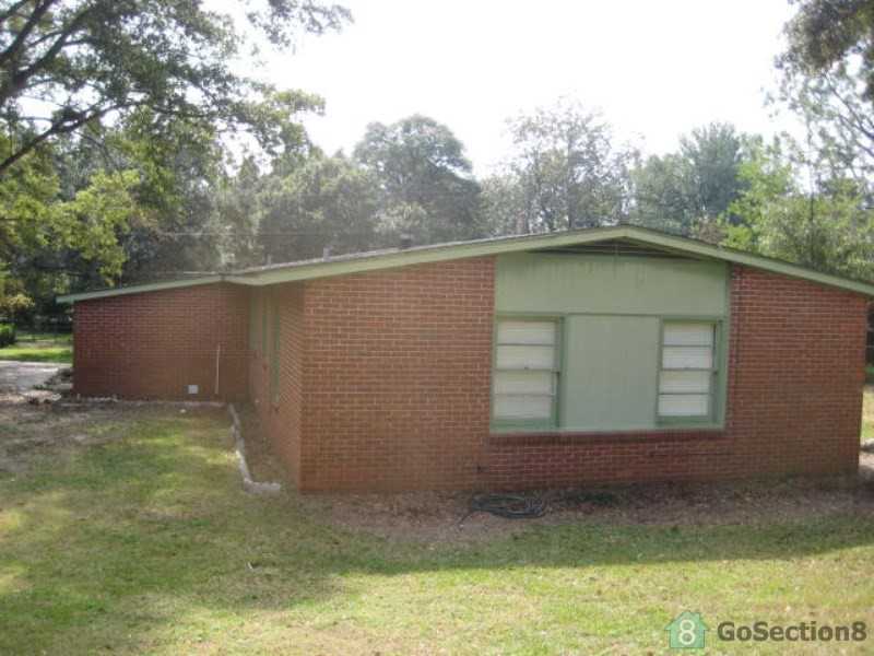 5606 Renn St - Photo 2 of 8