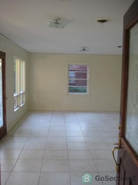 5606 Renn St - Photo 3 of 8