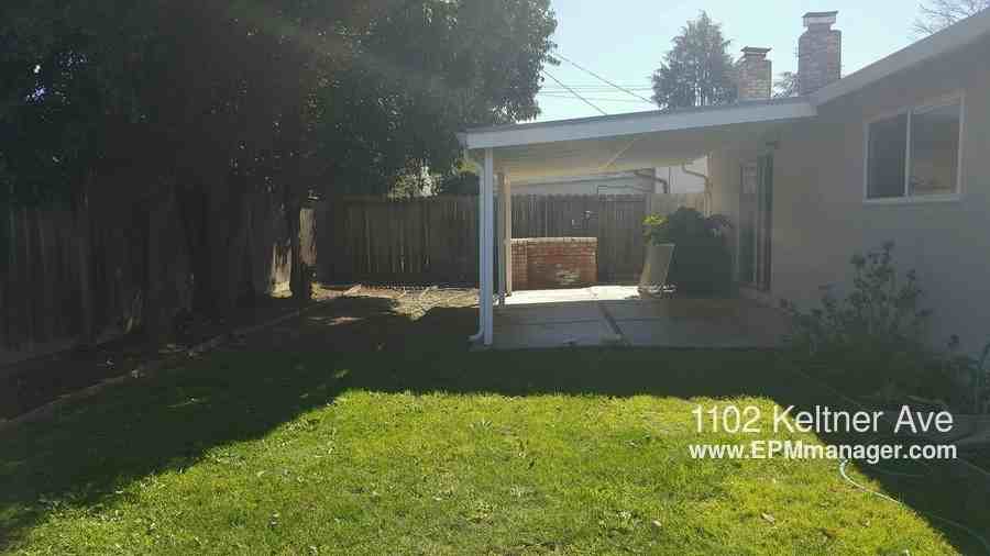 1102 Keltner Ave - Photo 2 of 11