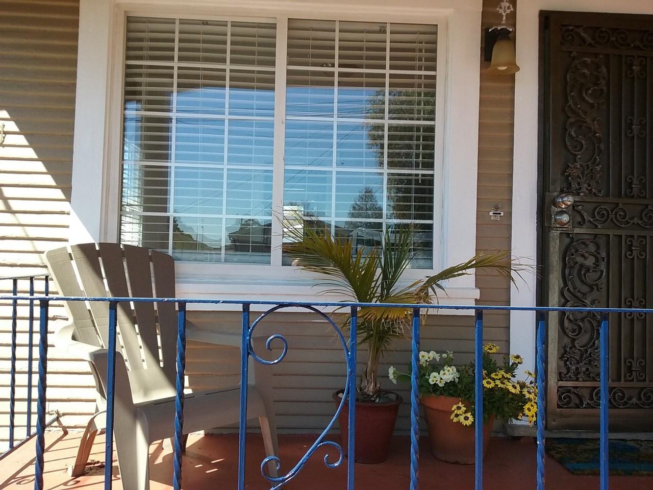 1151 60th Ave - Photo 2 of 26