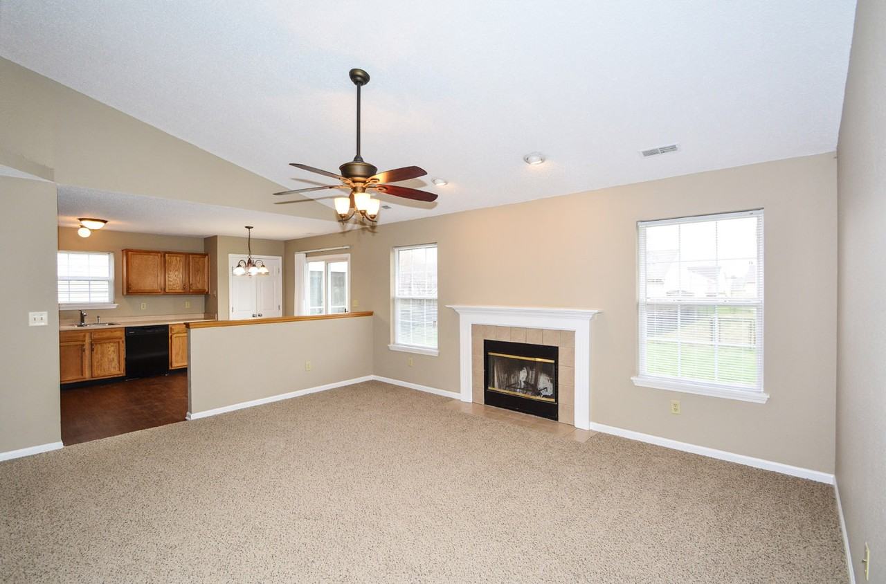 8177 Amarillo Dr - Photo 2 of 26