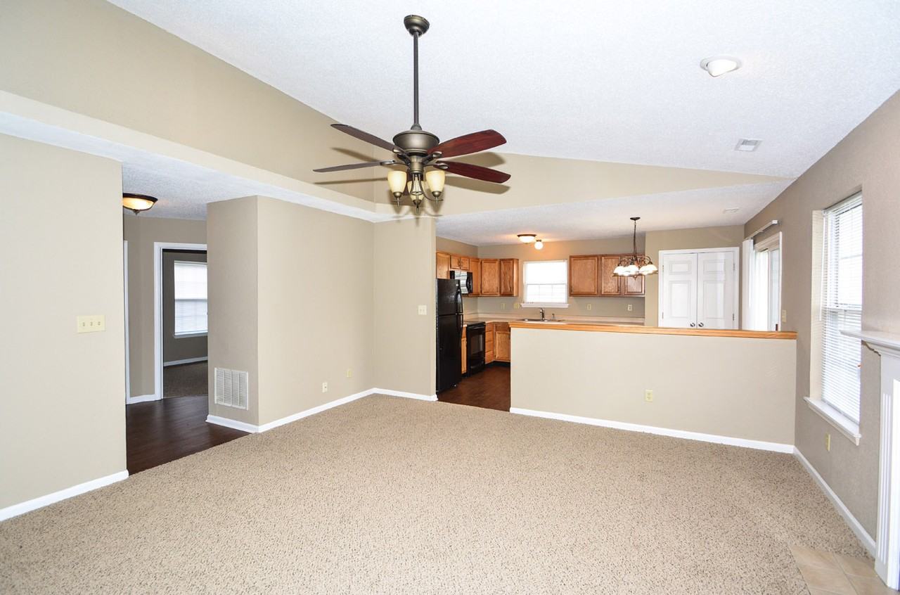 8177 Amarillo Dr - Photo 3 of 26