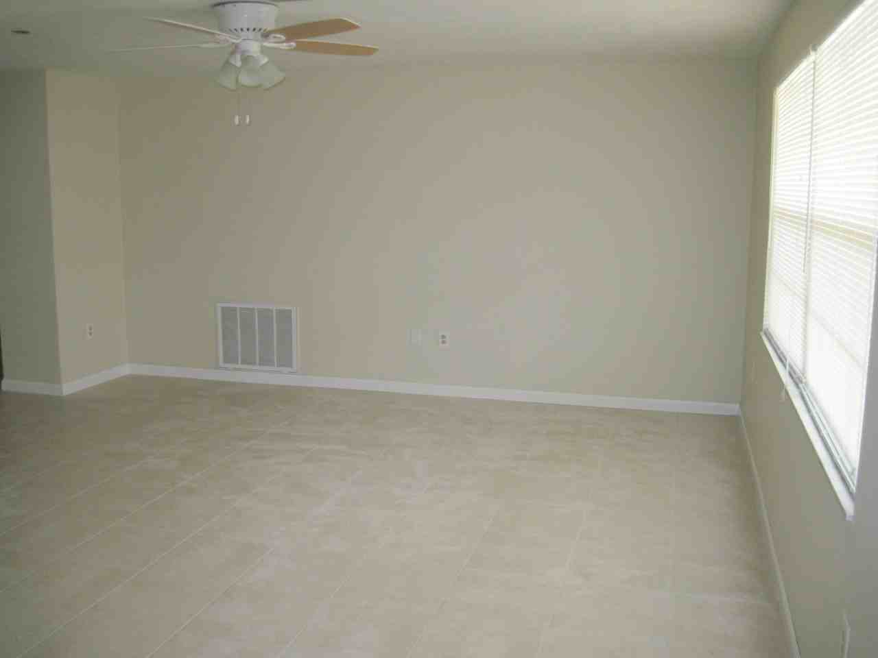 6040 Pitner Dr - Photo 2 of 14