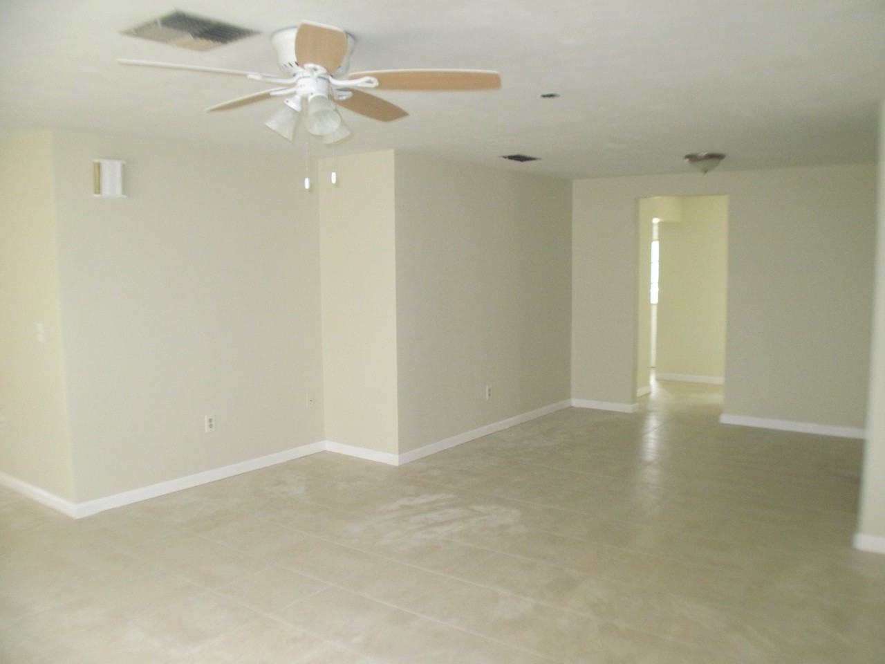 6040 Pitner Dr - Photo 3 of 14