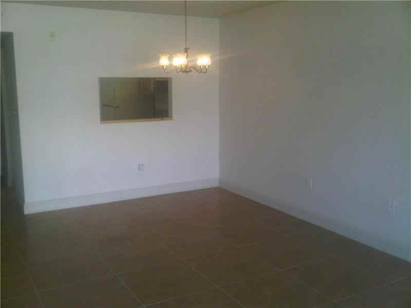 10525 SW 112th Ave - Photo 2 of 4