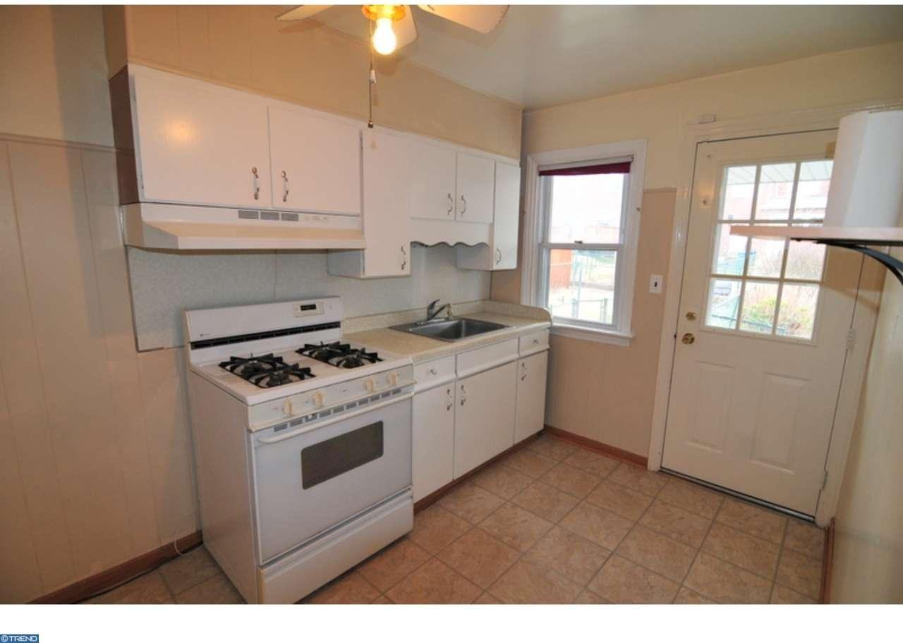 1122 Coyne Pl - Photo 2 of 7