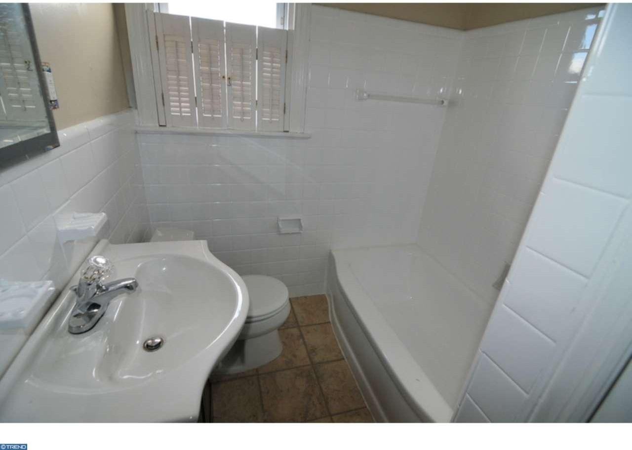 1122 Coyne Pl - Photo 3 of 7