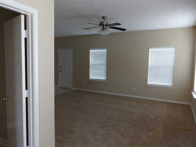 9010 Dolphin Cir - Photo 2 of 13