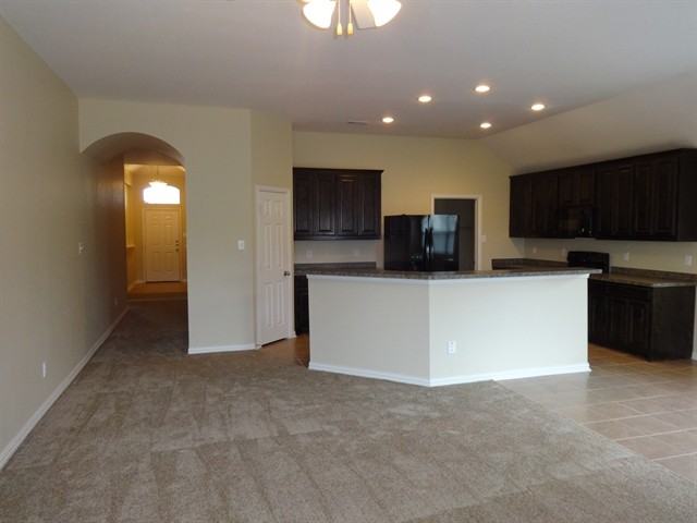 1200 Castlegar Ln - Photo 3 of 11
