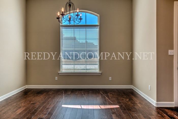 8878 Mt Hill Dr - Photo 3 of 26