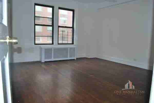 299-257 E 72nd St 82 - Photo 2 of 4