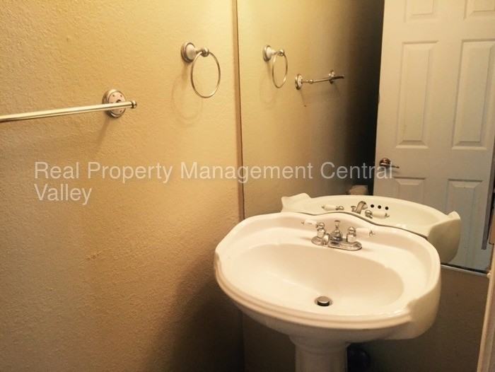 560 Krider Ct - Photo 2 of 25