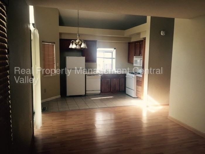 560 Krider Ct - Photo 3 of 25