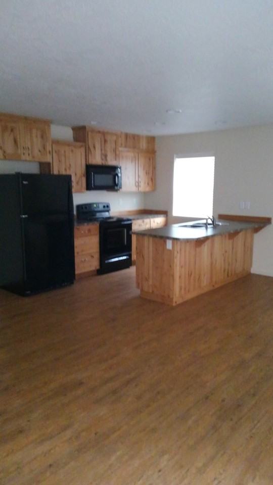 1810 College St - Photo 2 of 9