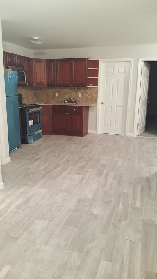 12 Oak St - Photo 2 of 6