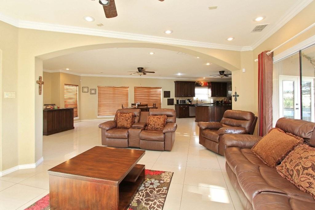 232 Lake Powell - Photo 3 of 22