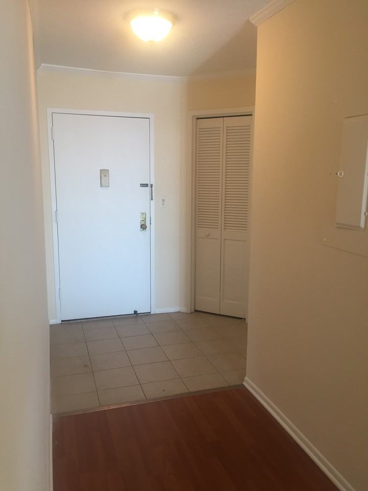 Harmon Cove Tower - Photo 2 of 18