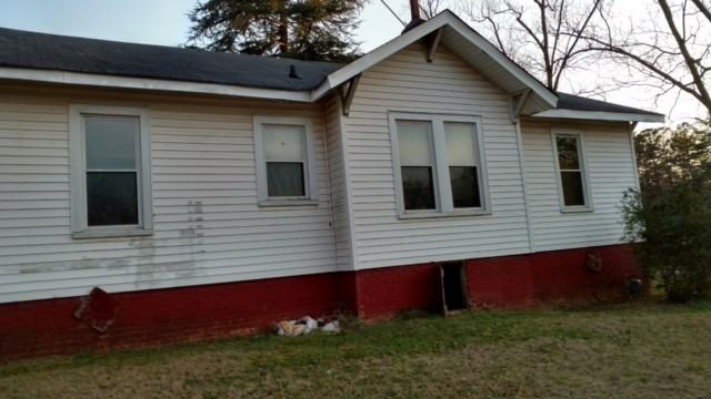 517 Sullivan St - Photo 3 of 3