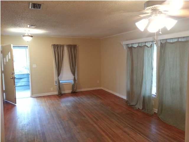 3053 Westgate St - Photo 2 of 7