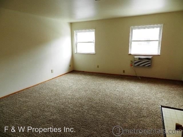 Hamilton Park - Photo 2 of 6