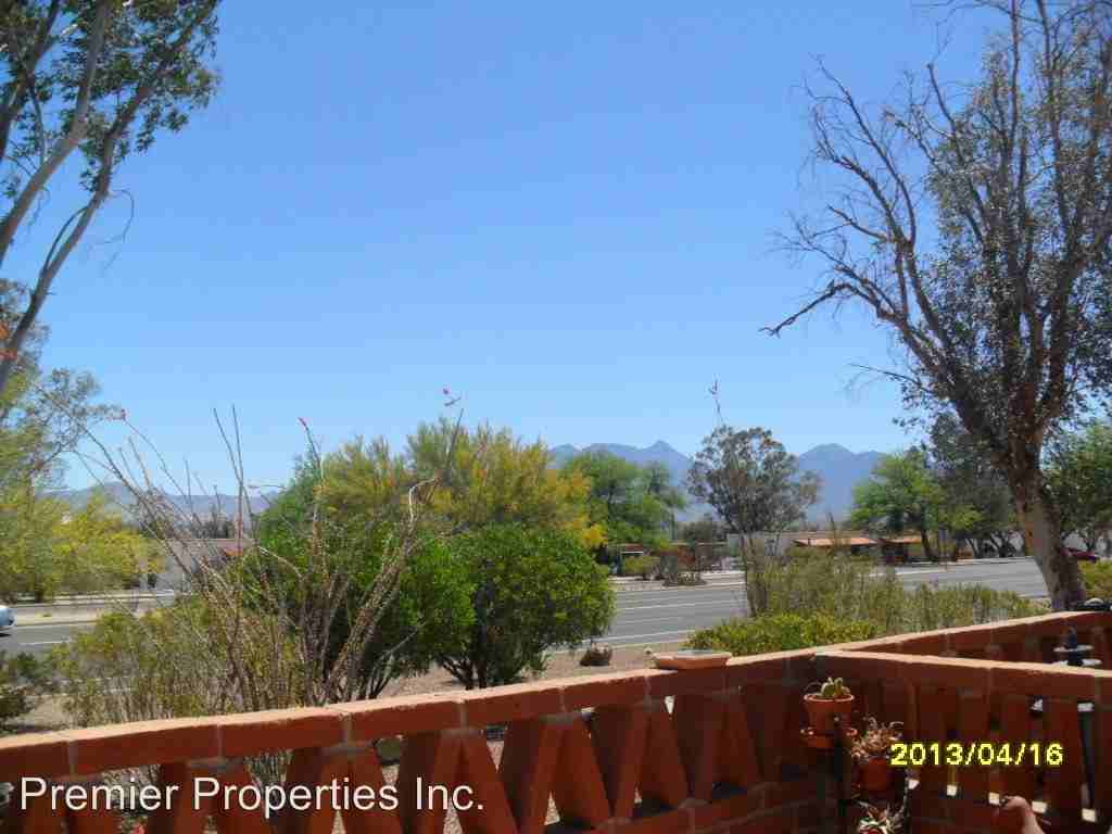 408 South La Cañada Drive - Photo 2 of 13