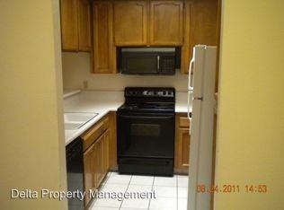 7010 N Thorne Ave - Photo 2 of 8