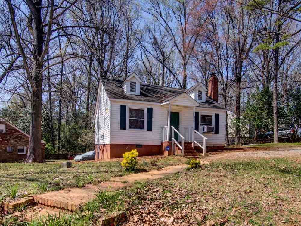 2800 Barringer Dr - Photo 3 of 19