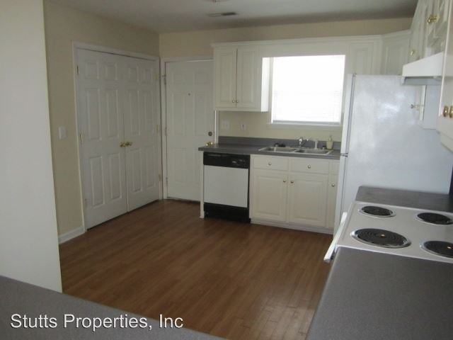 100 River Park Rd - Photo 2 of 11