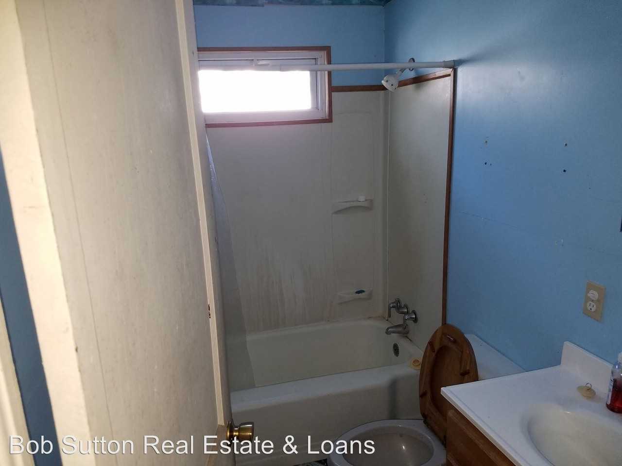 905 Kendall Dr - Photo 3 of 5
