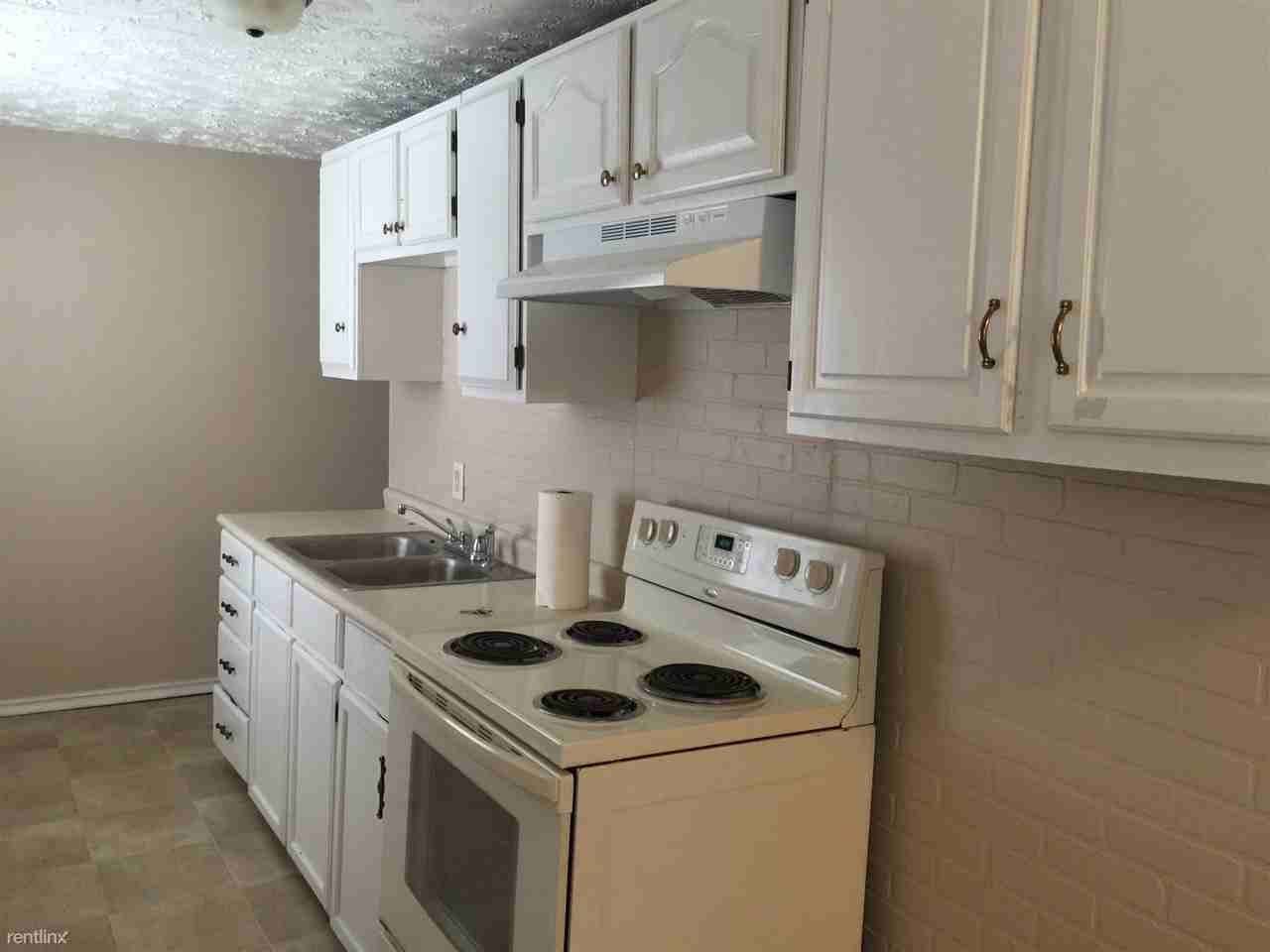 3154 Foltz St - Photo 3 of 7